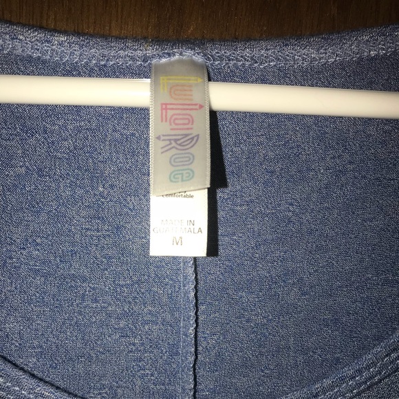 LulaRoe Perfect Tee - Picture 2 of 4